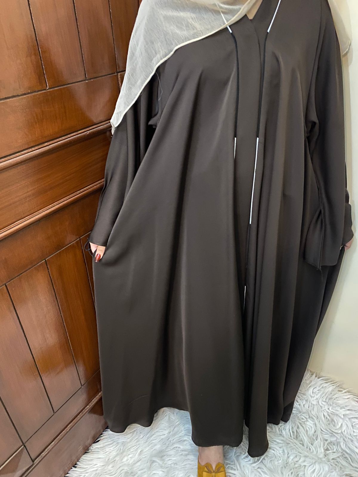 Elegant Dark Brown Nida Abaya with Drawstring